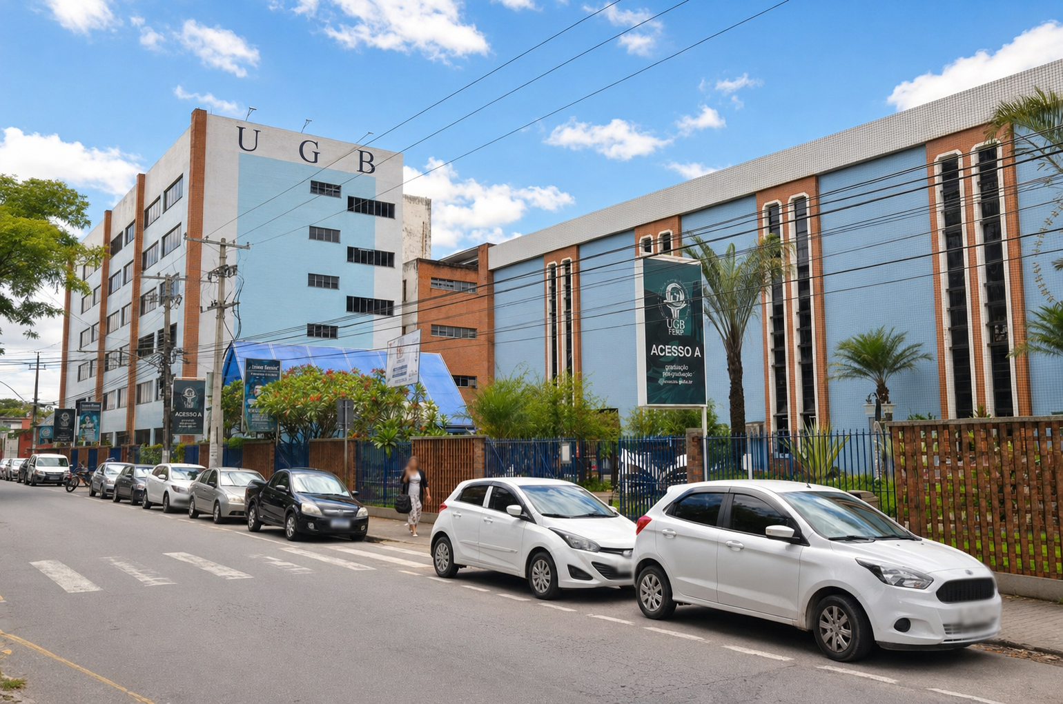 Vista de uma faculdade no Aterrado em Volta Redonda